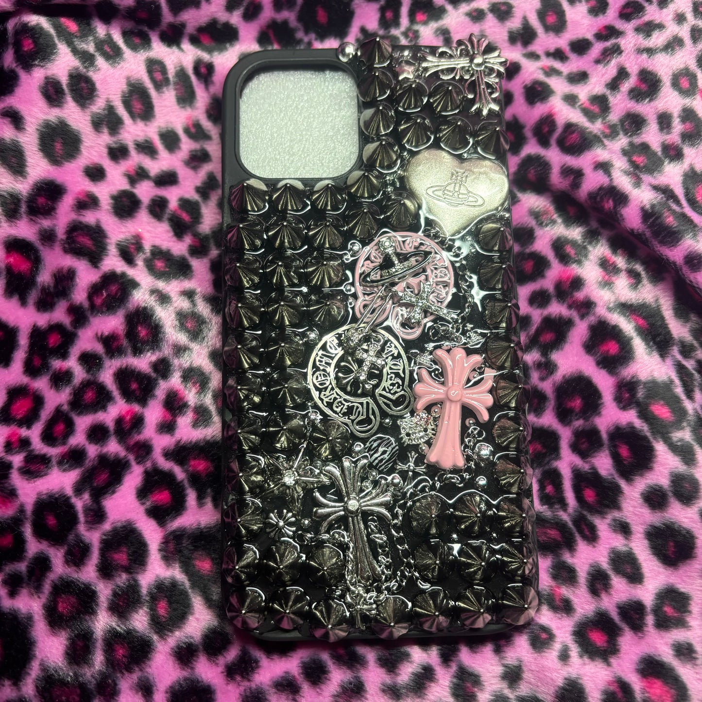 Punkstar Studded Cases・゜✭・.・✫