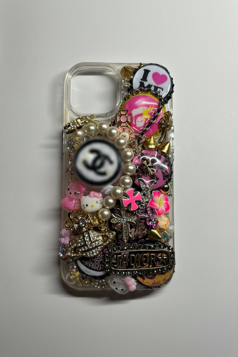put me in chanel iphone 15 🛍️